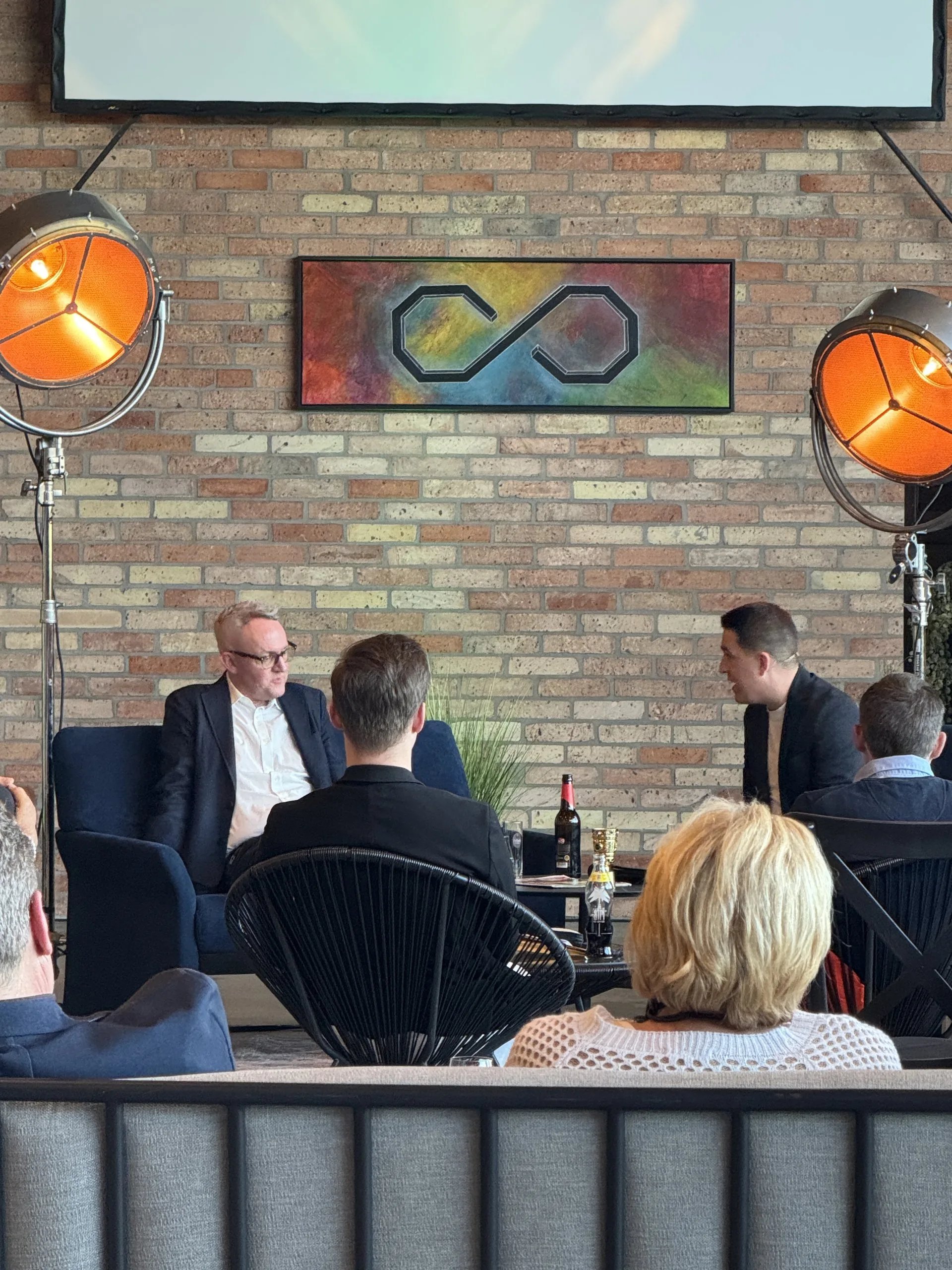 Öffentliche Veranstaltung nahe Stuttgart — AchtWerk